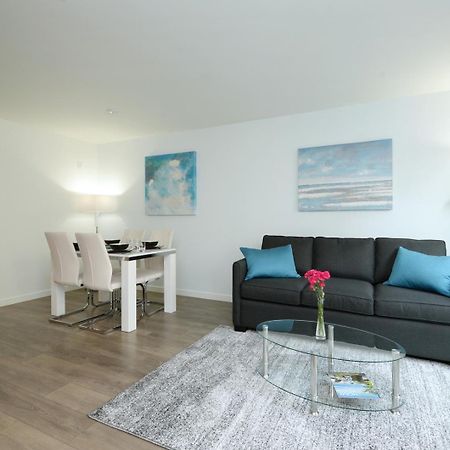 Gorgeous Old Town Condo With Patio And Parking! Victoria Extérieur photo